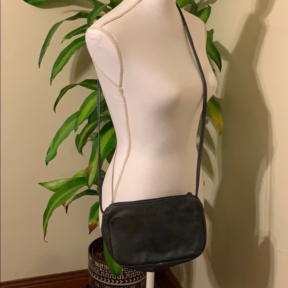 Leather crossbody bag - Picture 2 of 4